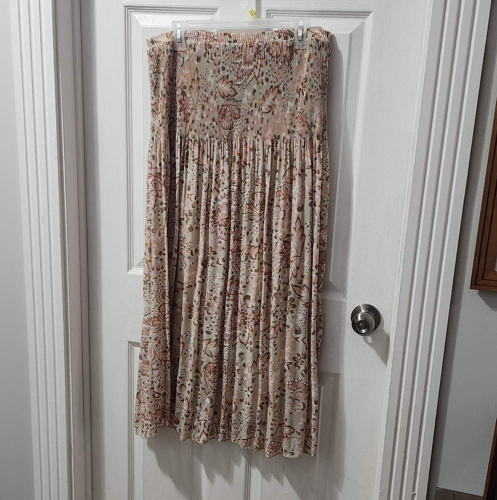 Floral Maxi Skirt Jaclyn Smith Medium / Lg Pink / Peach and Cream Flowy Flouncy